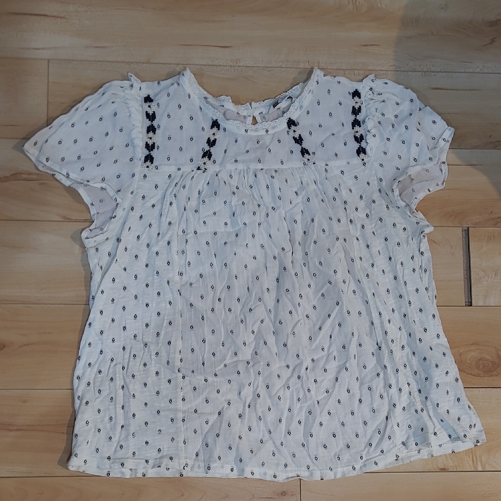 Lucky Brand women's size medium shirt